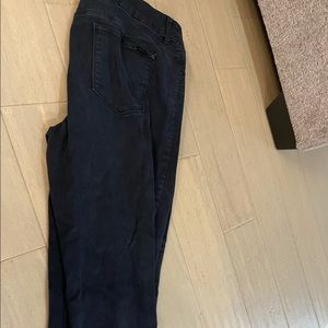 Black Chico’s size 2R plus size so slimming girlfriend straight leg jeans